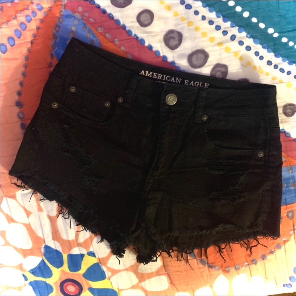 American Eagle High-Rise Festival Shorts